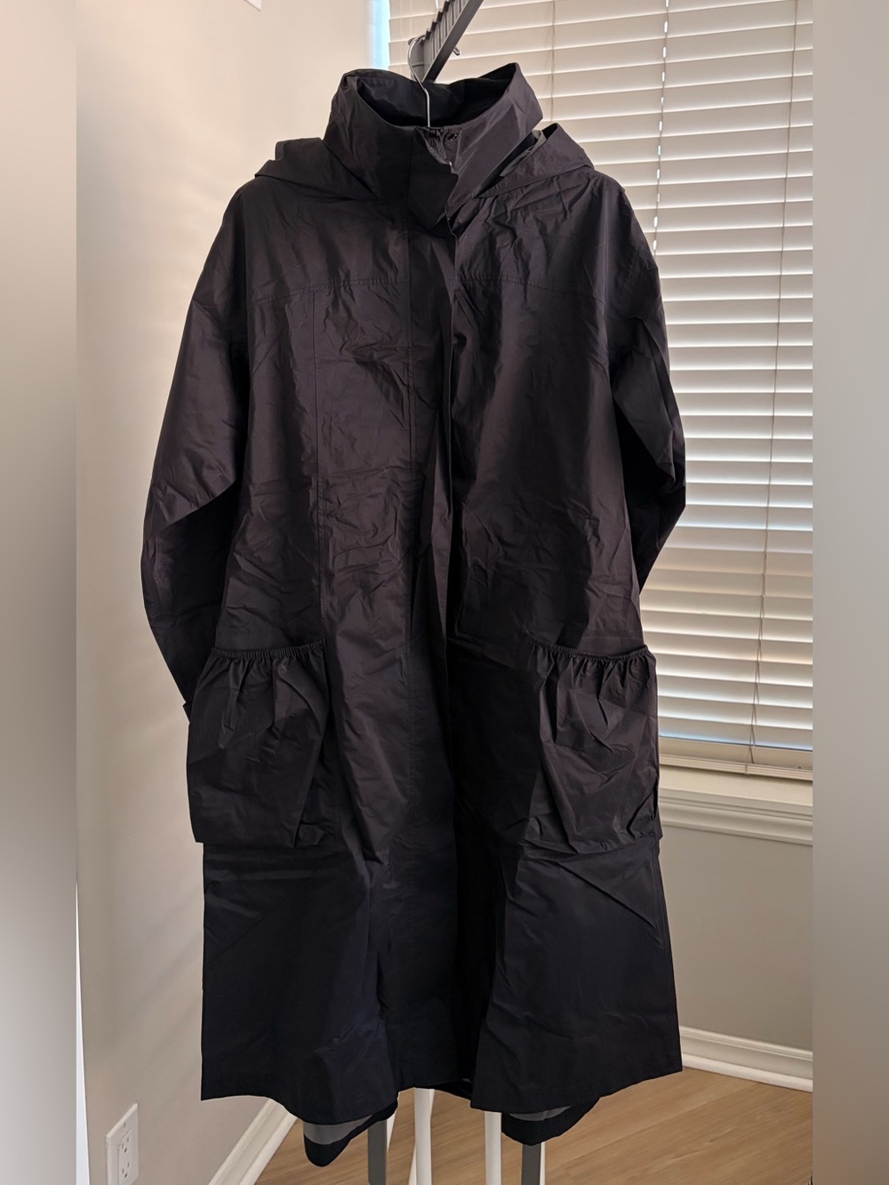 NWOT Lululemon Rain/Parka Coat Size 6